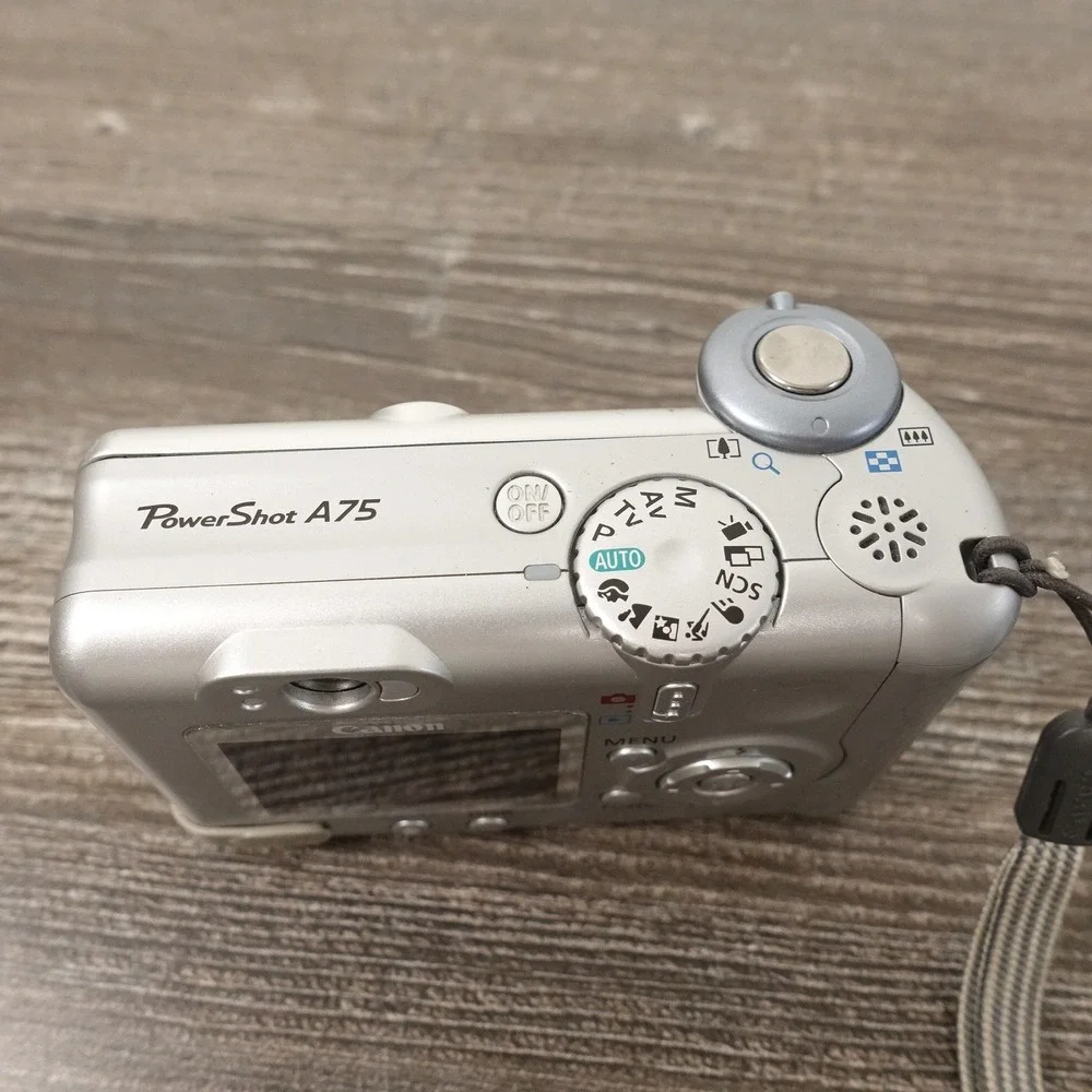 Canon PowerShot A75 Digital Camera Silver 3.2MP Vintage Digicam PC1202
